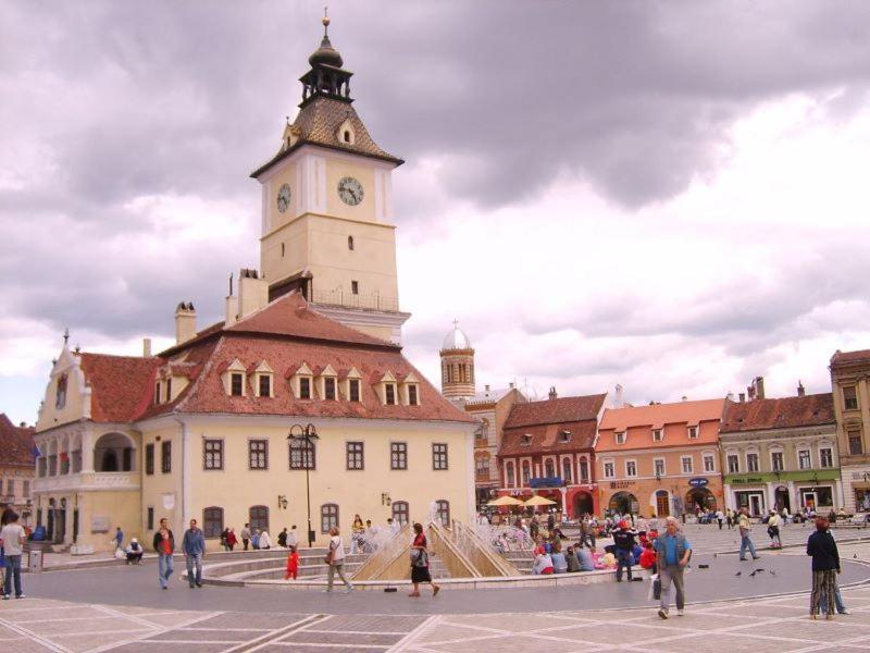 Centre Ville Braşov Extérieur photo